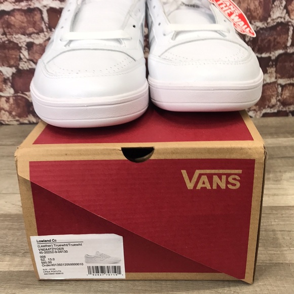 Vans - Picture 2 of 5